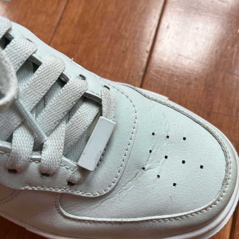 Nike Light Teal Women's Sneakers - Picture 6 of 8